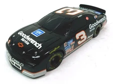 Racing Collectables Dale Earnhardt #3 GM Goodwrench 1996 Chevy 1:24