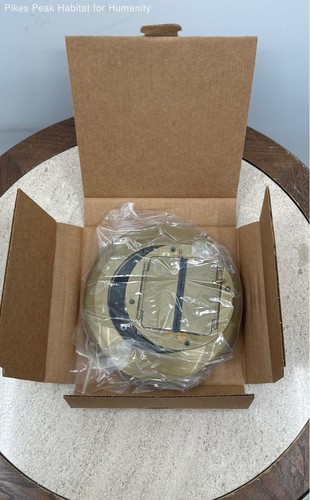 Hubbell Wiring Device - Floor Box Cover, Tile Flange, Gold/Brass, Round S1TFCBRS - Picture 2 of 5