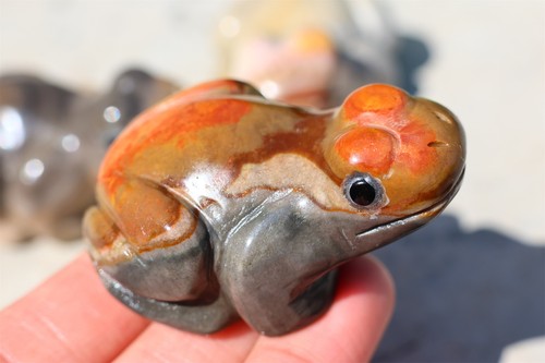 2" The Exquisite Frog Natural Ocean stone carved Quartz Crystal decor gift 1pc - Picture 1 of 9