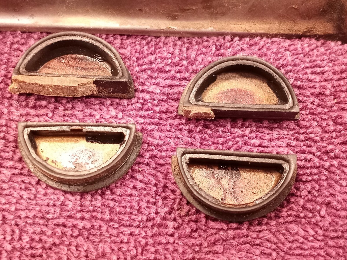 1978 1979 SUZUKI GS750 CYLINDER HEAD CAM COVER CAMSHAFT with BOLTS