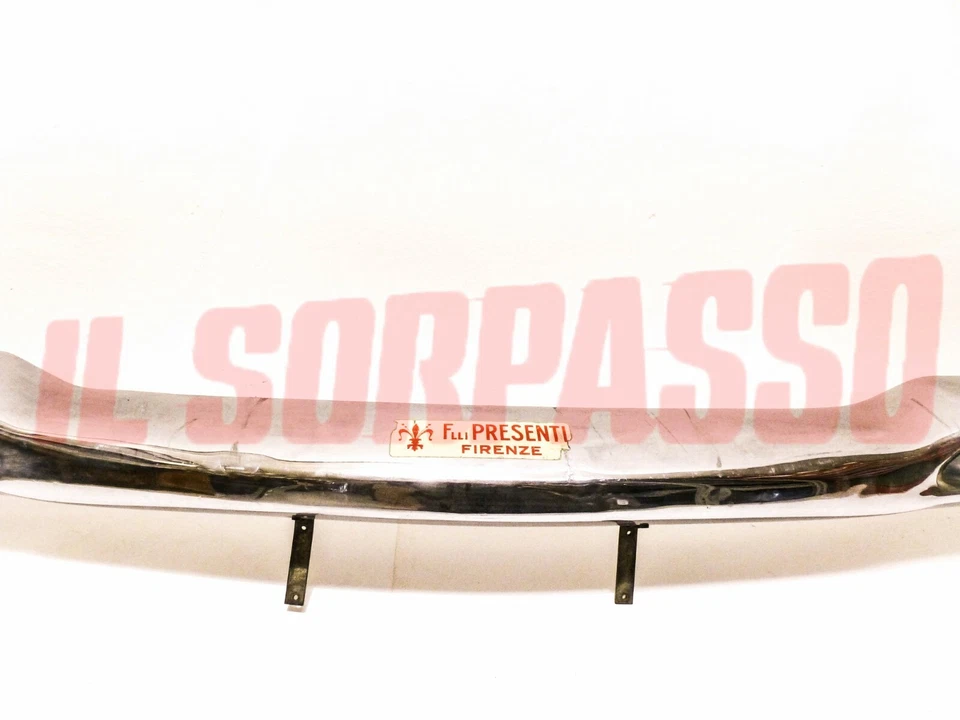 Parachoques delantero + goma Alfa Romeo 2600 sedán original Foto 3 de 4