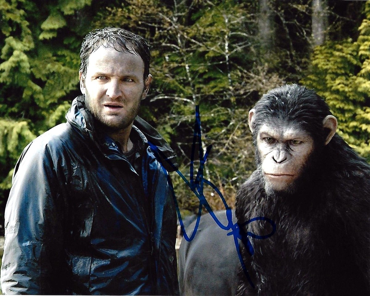 JASON CLARKE SIGNED 'DAWN OF THE PLANET OF THE APES' 8X10 PHOTO w