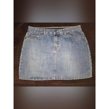 VTG Y2K Calvin Klein Jeans Denim Mini Skirt - Size 9