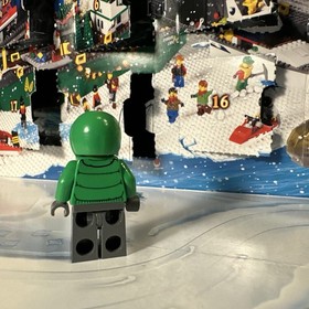 Lego 7553 City 2011 Advent Calendar - 100% Complete with all Pieces and Box!