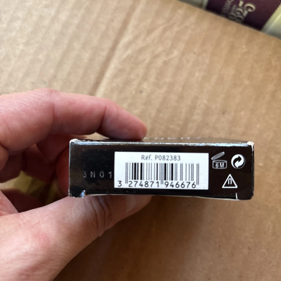 Givenchy Ecrin Prive Mat & Sequined Shadows Private Felted Nudes 4x0.5g - Image 3 of 4