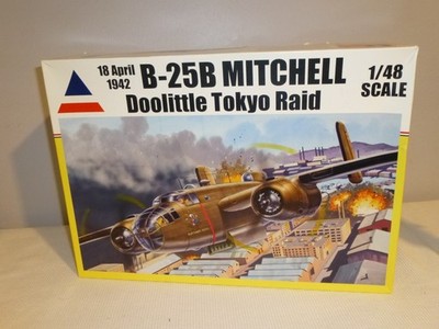Accurate Miniatures #3430 B-25B Mitchell Doolittle Tokyo Raid 1942 1:48 OPEN BOX