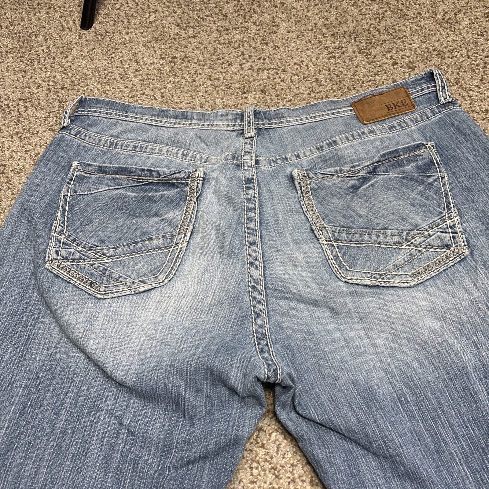 BKE Tyler Jeans Mens 38XXL Fits 40 X 36.5 Blue Denim Casual Faded - View 14