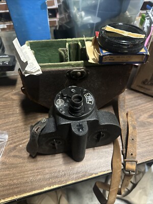 Antique Bell & Howell Filmo Model 70A 16mm Movie Camera with case