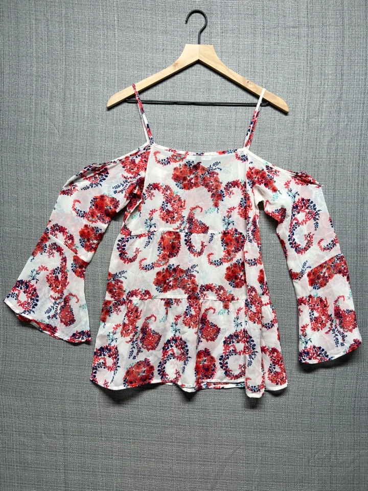 Blusa feminina Derek Heart fora do ombro manga 3/4 tamanho médio, nova com etiquetas - Imagem 4 de 4