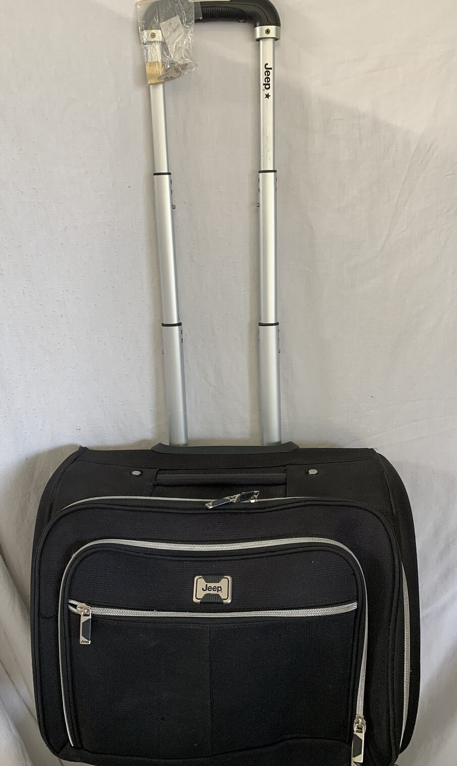 Jeep 18” Rolling Carry-On Duffle with Lock, Extra Pockets & Extended Handle