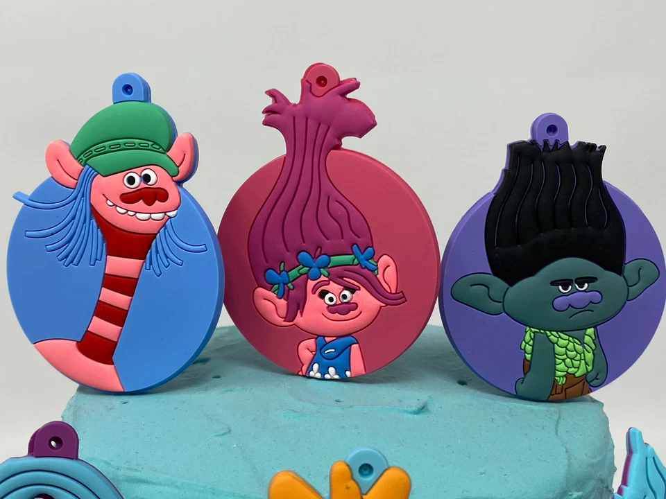 Conjunto de enfeites de bolo de aniversário Trolls novo em folha com papoula rainha - Imagem 2 de 4
