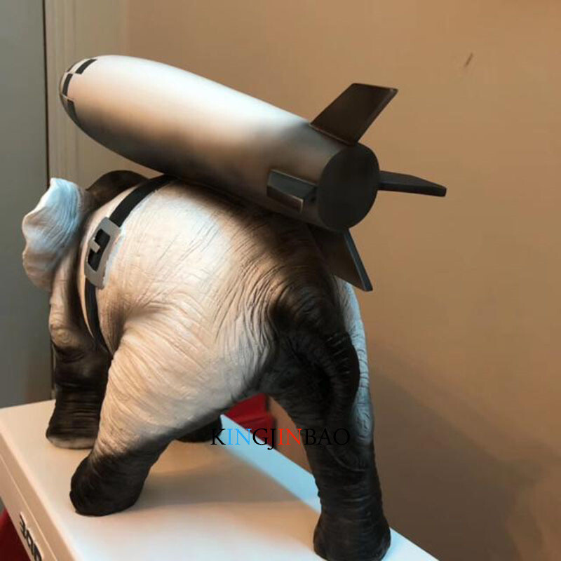 MEDICOM TOY - 新品未使用 BANKSY Elephant with Bomb sync. Medicom x SYNC Banksy ~ Elephant with Bomb White Version | eBay