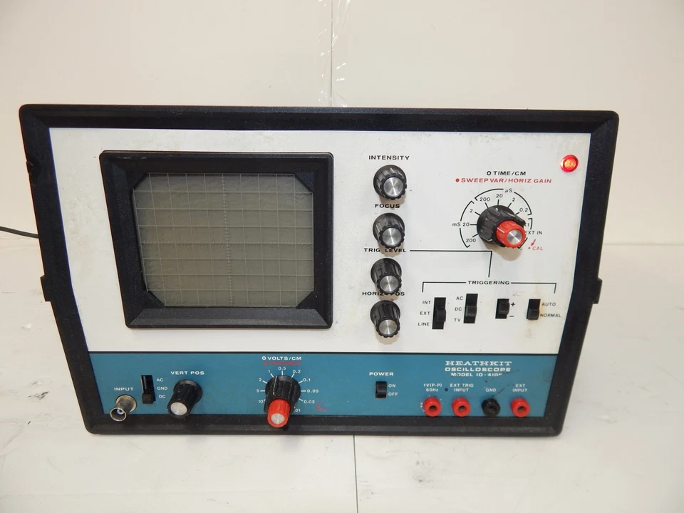 *TC* HEATHKIT Model IO-4105 OSCILLOSCOPE (FIY17) - Image 2 of 4