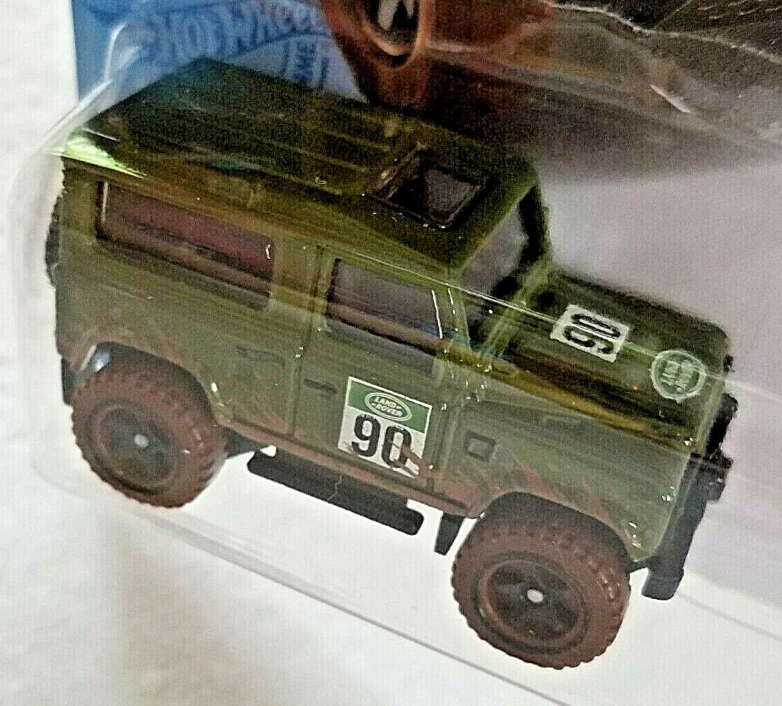 Hot Wheels 2021 Baja Blazers 4/10 LAND ROVER DEFENDER 90 Green Car Toy 32/250