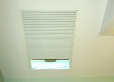 Hunter Douglas Simplicity Skylight Shade  19 1/4 x 44 IB