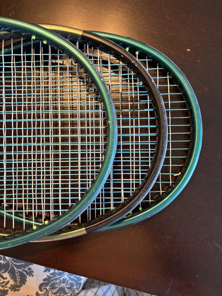 Wilson Blade Pro v8/v9 18x20 - Empuñadura Tamaño 3 (4 3/8) - Stock H22 Pro - Uso ligero Foto 2 de 4