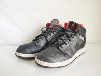 Nike Air Jordan 1 Mid GS Holiday BG Cement Travis Size 6.5 Youth