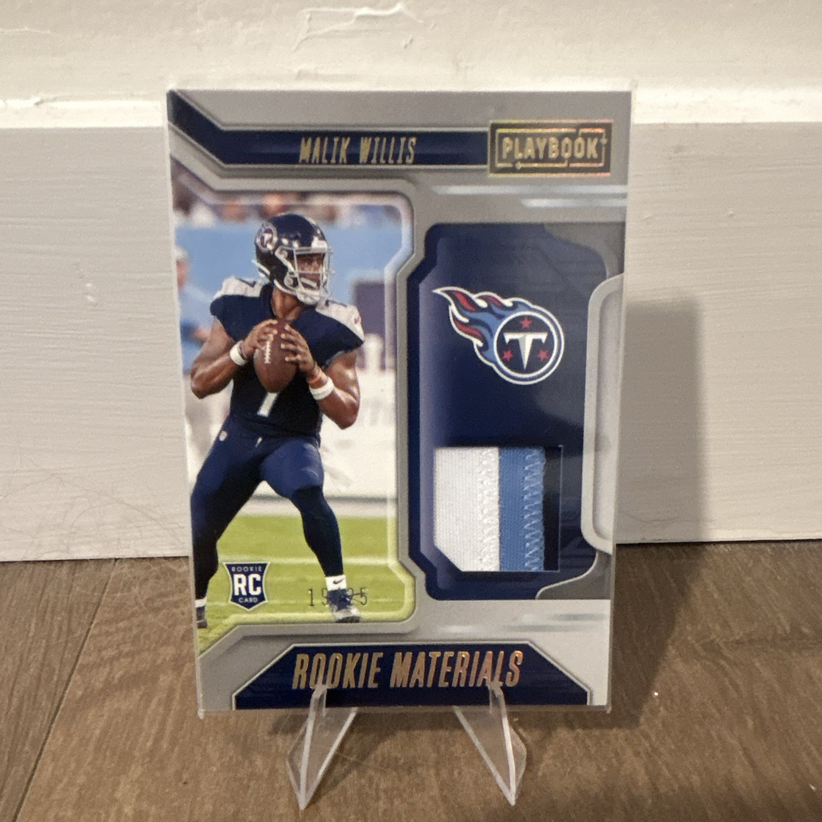 Panini 2022 Playbook Malik Willis #RM-3 Rookie Materials RC Patch  19/25 Titans