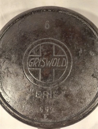 Vintage Griswold #6 Cast Iron Skillet Slant Logo 699 E Erie PA