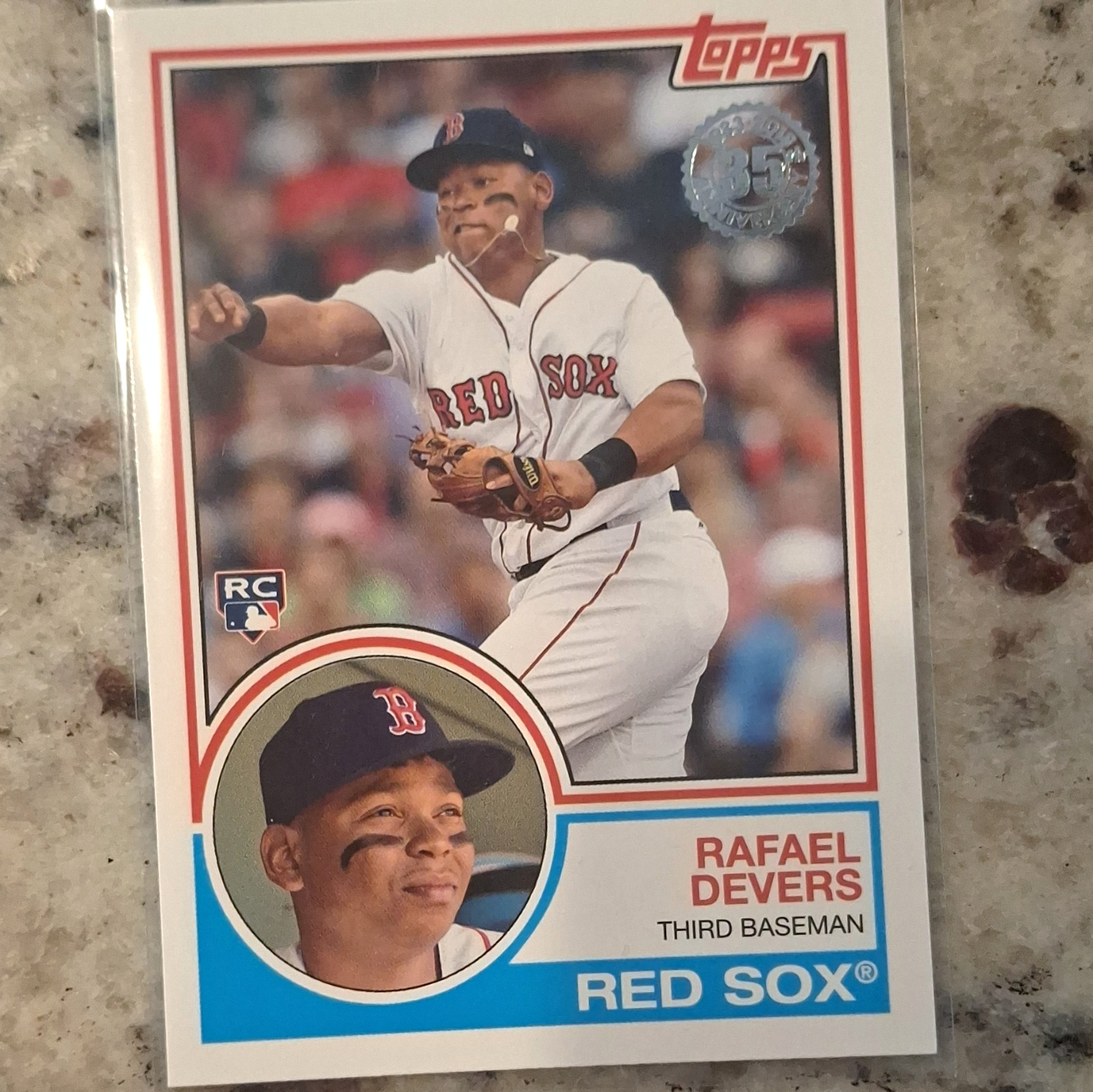 Topps 2018 1983 Topps Design Rookies Rafael Devers Boston Red Sox #83-19 RC