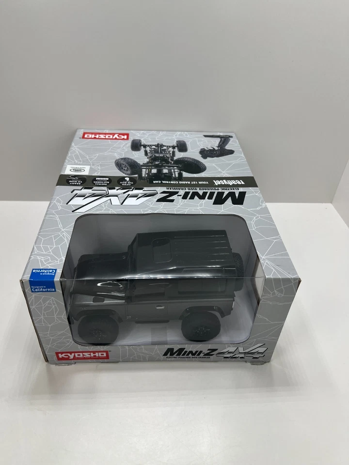 Kyosho MINI-Z 4x4 Land Rover Defender 90 Autobiography RC Car Ultimate Gift - Image 2 of 4