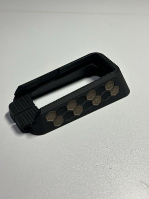 Honeycomb Magwell