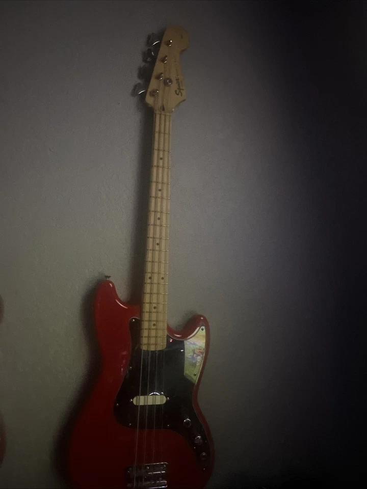 Fender Squier Bronco贝司吉他 — 第 2/2 张图片