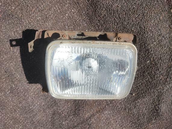  HOLDEN RODEO TF 88-97 Headlight Left Hand Passenger Side Head Light & Bracket