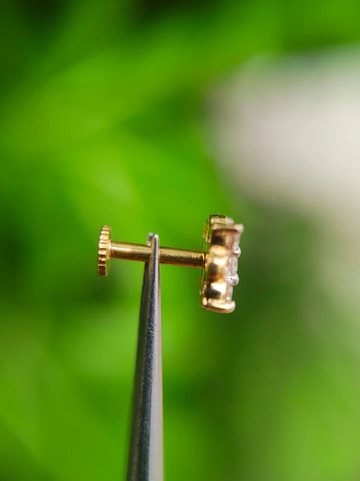 14K желтое золото подлинный бриллиант цветок гвоздики пирсинг ювелирных изделий золото серьги-гвоздики. - Изображение 4 из 4