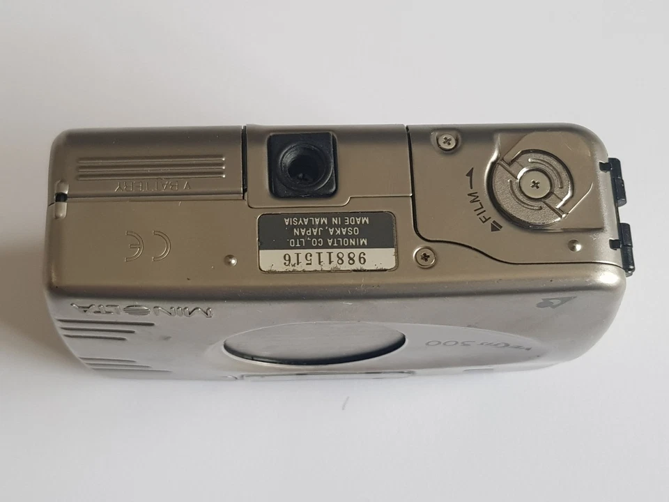 Minolta Vectis 300 IX-Date Silver APS Film Camera Point & Shoot Tested Working - Image 2 of 4