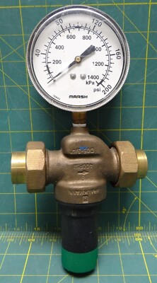 3.5'' Marsh Gauge 0-200 PSI with Honeywell Braukmann DS05G1085 Regulator Valve