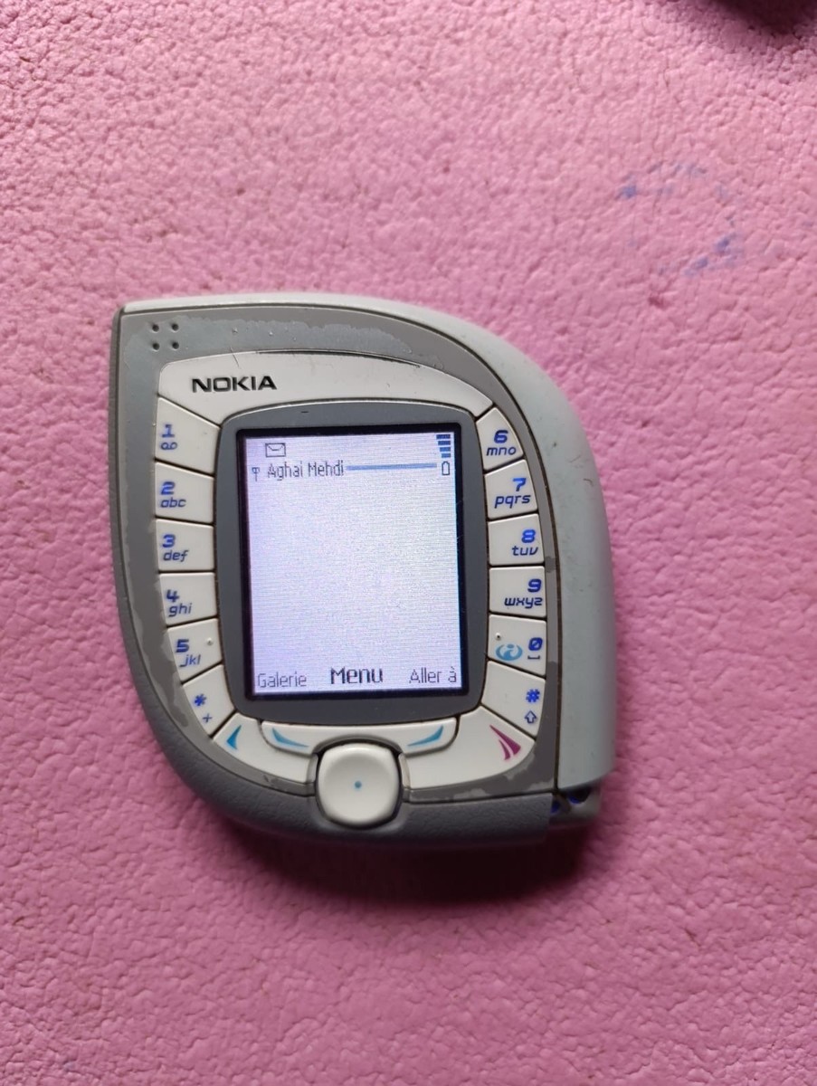 ノキア NOKIA 7600 Nokia 7600 - Legacy Portable Computing Wiki