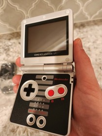 Nintendo Classic NES Limited Edition Game Boy Advance SP Handheld CIB BOX