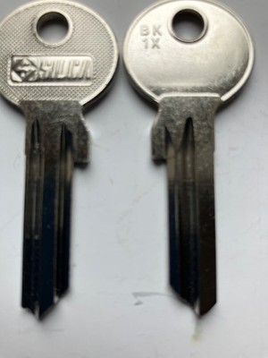 10 Stück Silca Schlüsselrohlinge BK1X