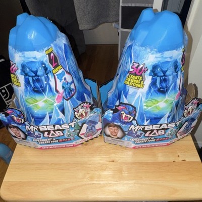 MrBeast Lab Cryo Lab Collector Figure Tiger Action Figure Blue 2 avaliable