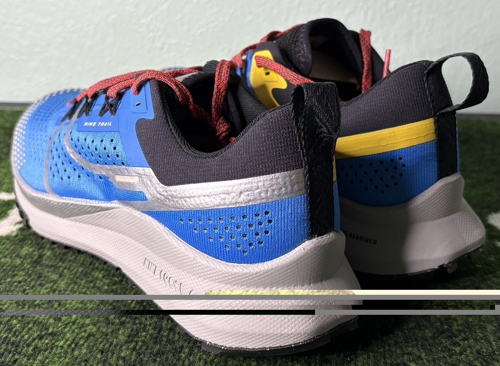 US Men’s 7.5/Women’s 9 - Nike React Pegasus Trail 4 “Light Photo Blue Silver” image 10