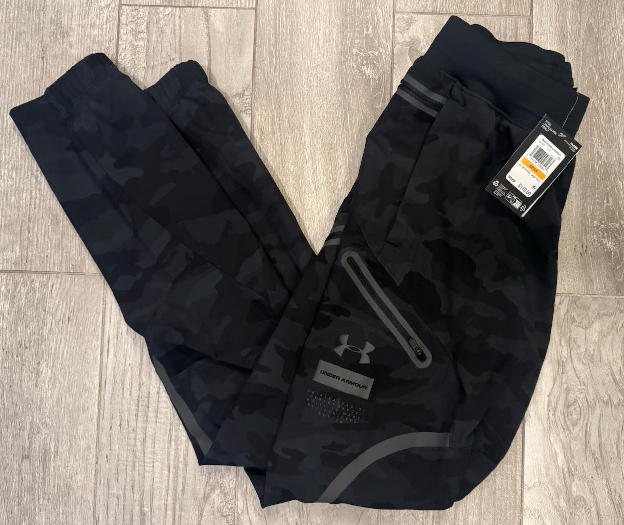 Under Armour Unstoppable Cargo Pants Men's Small Black Camo Jogger Tapered NWT