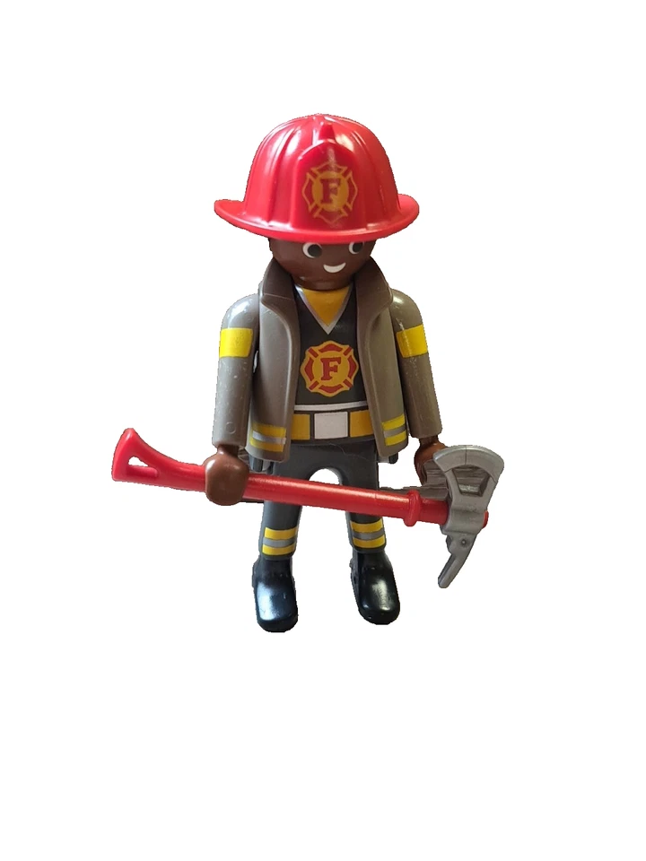 Playmobil Figuren | Feuerwehrmann mit Brandaxt zur Feuerwehr - Bild 1 von 1