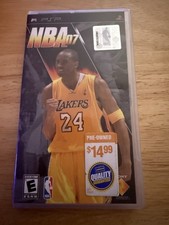 NBA 07 Sony PSP Complete CIB Case Manual UMD Untested Small UMD Shell Crack