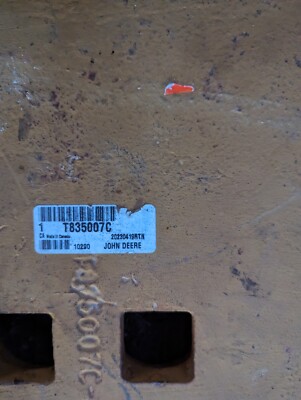 John Deere T835007C Interlocking Cutting Edge (SB)