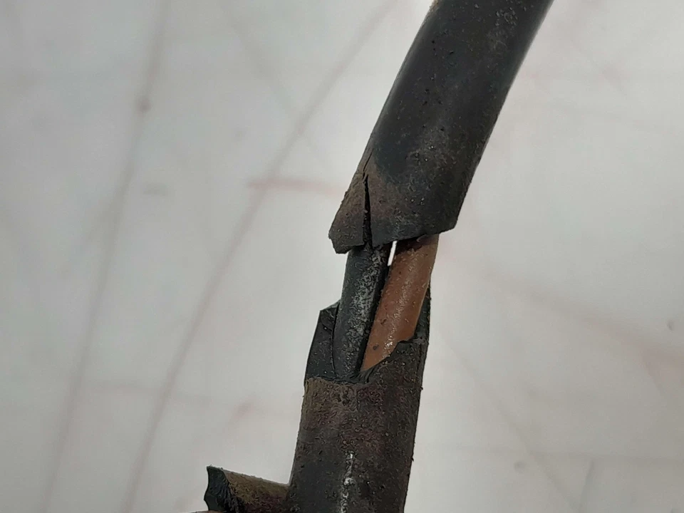 Conjunto de pinza de freno delantera derecha lado pasajero mercedes-benz w126 420sel 86-91 Foto 2 de 4