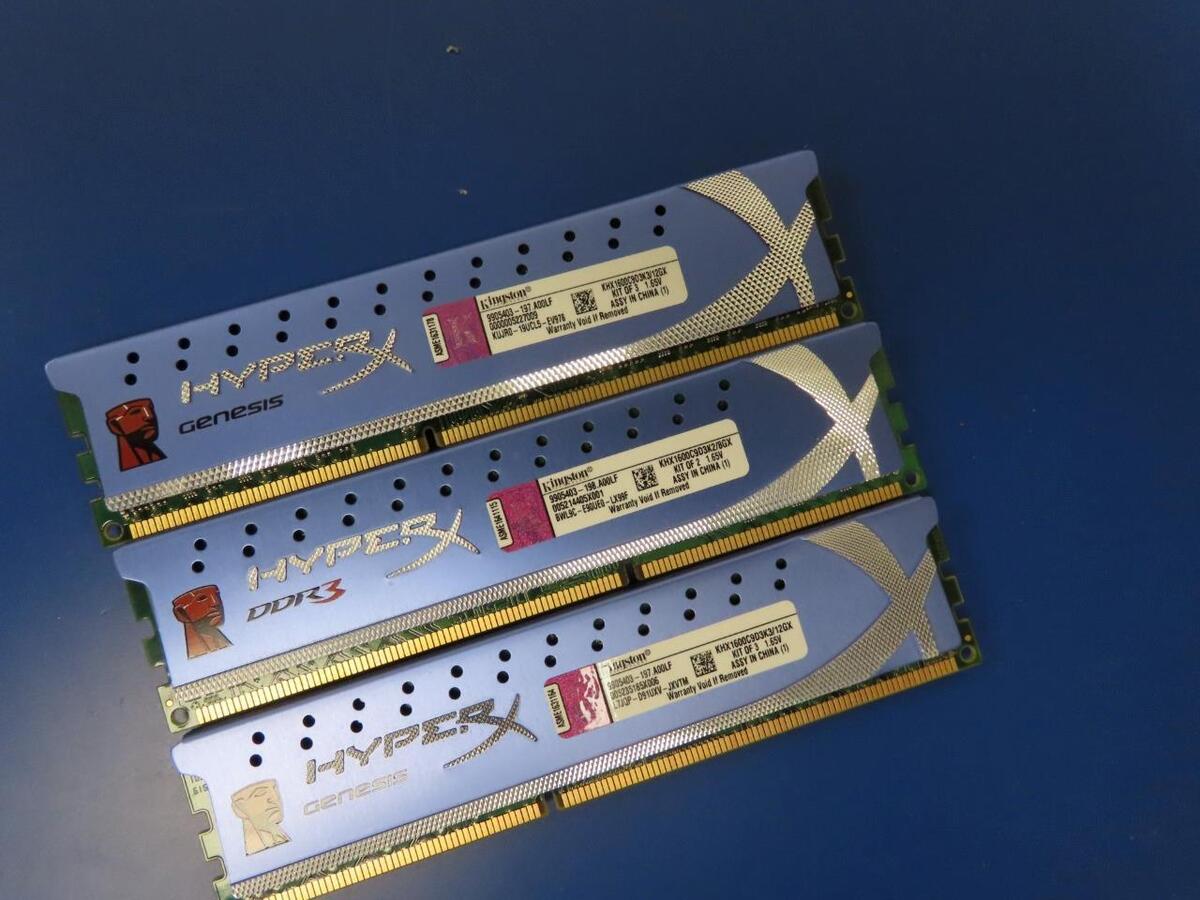 3) 4GB DDR3 SDRAM PC3-12800 Kingston 9905403 - 12GB Kingston 3) 4GB DDR3 SDRAM PC3-12800 Kingston 9905403 - 12GB Kingston
