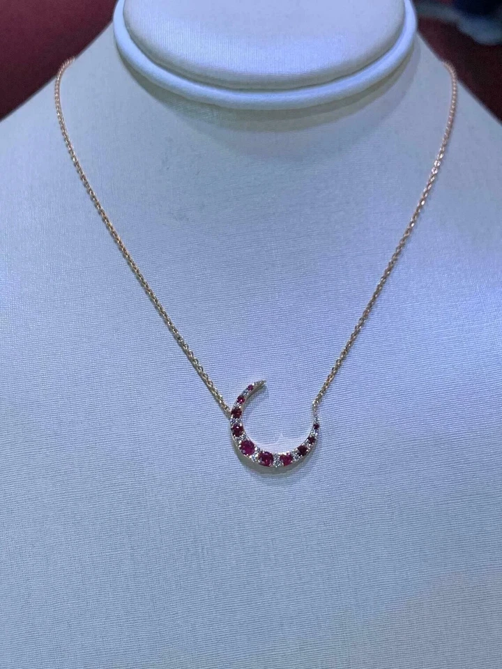 Colgante Luna Rubí Rosa Simulado Corte Redondo 1 Ct con Cadena Chapado en Oro Rosa 14k Foto 2 de 4