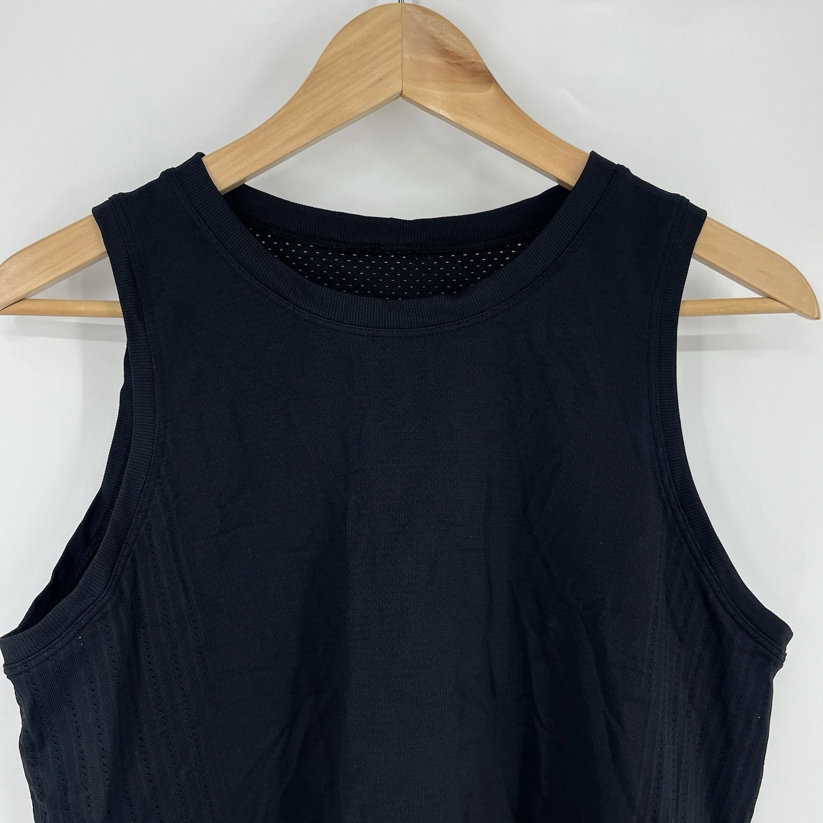 lululemon swiftly breathe crop mesh run gym tank-top