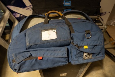 Porta Brace Carry-On Kamera Tasche CO-AB-M. Der Klassiker! Hat die Welt bereist!