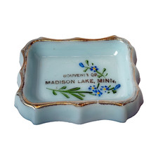 MADISON LAKE MN MINNESOTA  ANTIQUE Souvenir DEPRESSION BLUE MILK Glass TRINKET