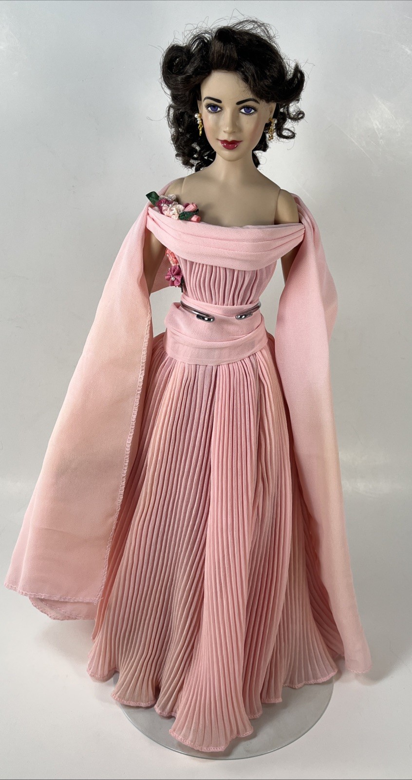 Franklin Mint ELIZABETH TAYLOR 16" Doll Pink Dress