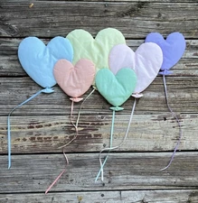 Red Calliope Pastel Rainbow Balloons 3D Soft Cloth Nursery Wall Hanging  80s 90s