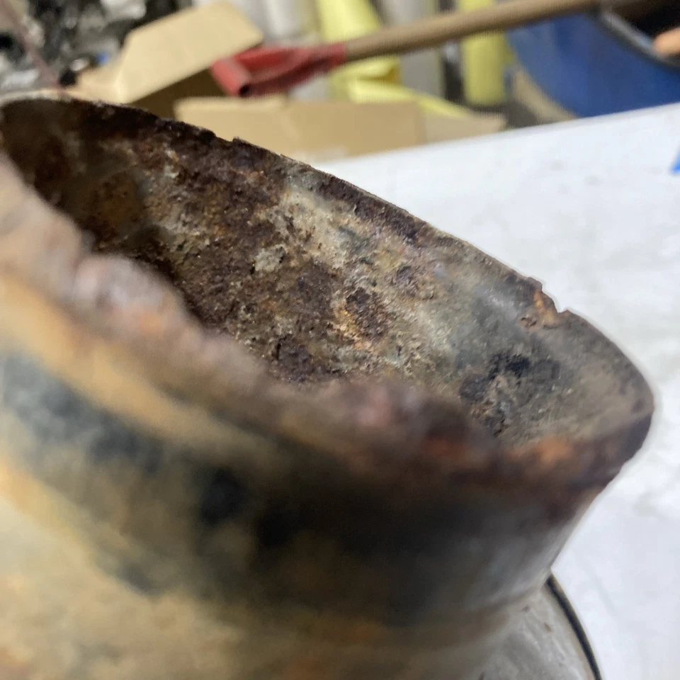 Conjunto de carcaça de limpador de ar 1970-1973 Volvo P1800E ES 683472 - Imagem 3 de 4