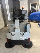 Lavasciuga Pavimenti Ride-On TomCat Factory Cat XR 36C 91cm - close-up view